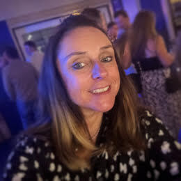 liz horne business support manager at lightning packaging